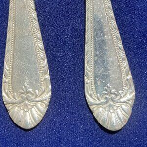 Vintage Reed and Barton OLD LONDON PAIR of 2 Dinner Forks 7-1/8" Silverplate